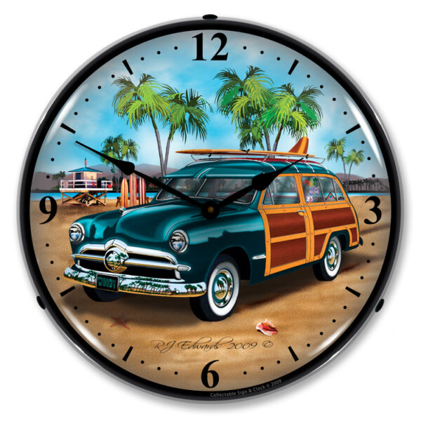 Alternative view of Woodys Surfer Wagon